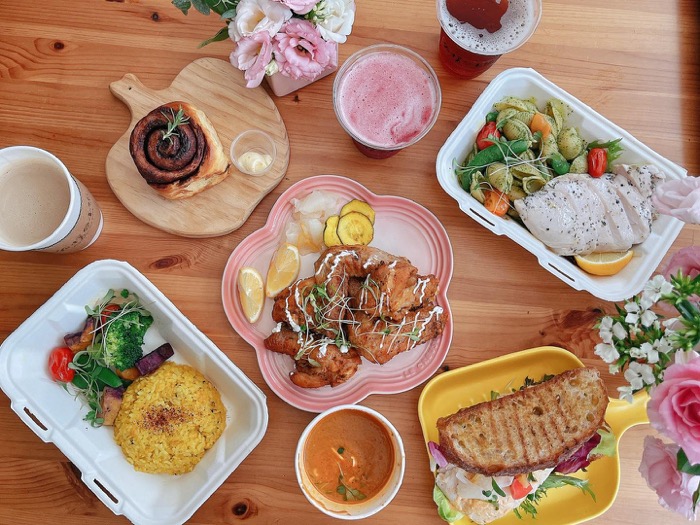 台北▕  美味肉桂卷隱藏店家  topo+ cafe’ 及拓樸本然空間設計