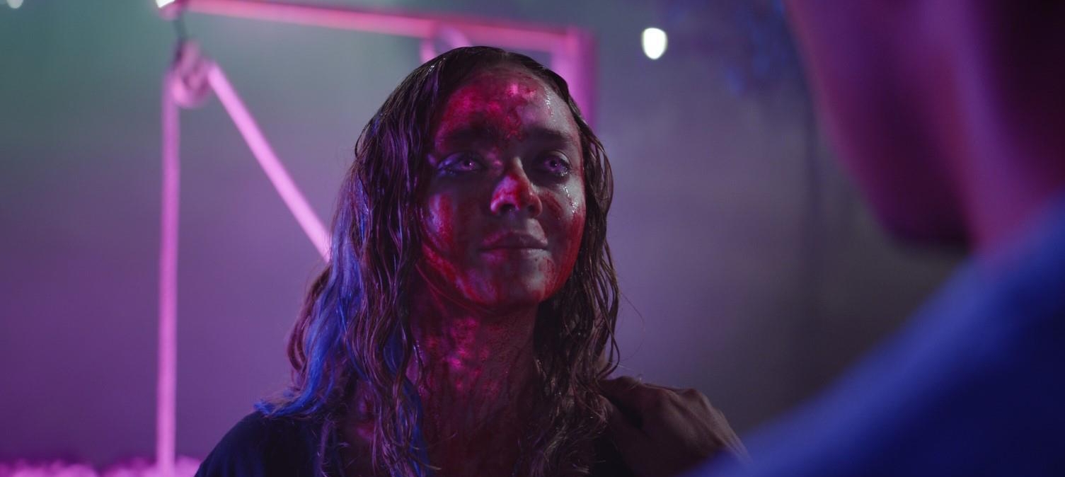 Trippy ‘COLOR OUT OF SPACE’ Makes Technicolor The Bad Guy