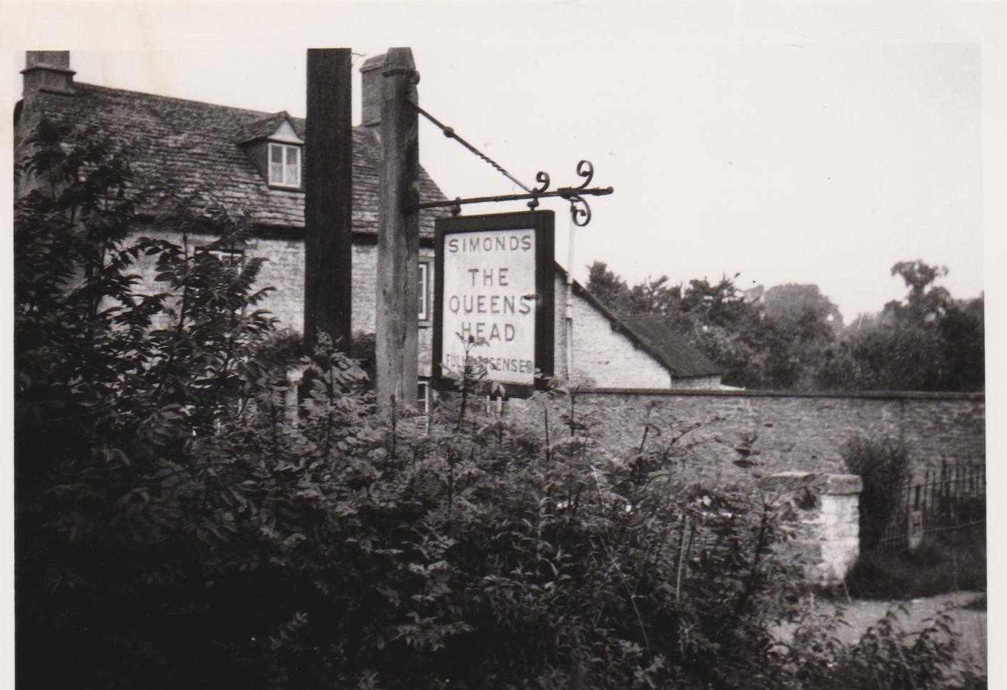 Whelford , Queens Head