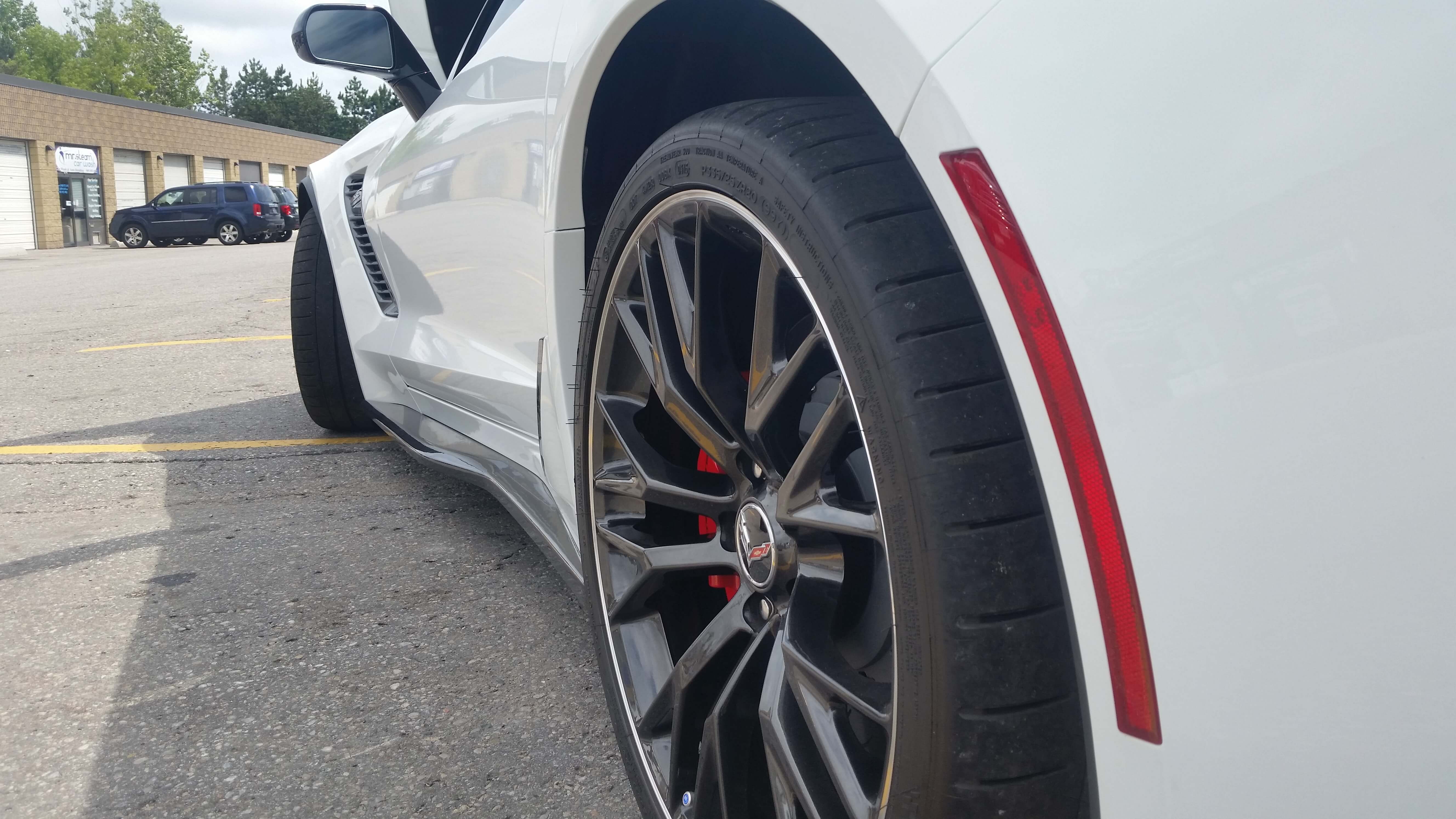 Corvette side wheel
