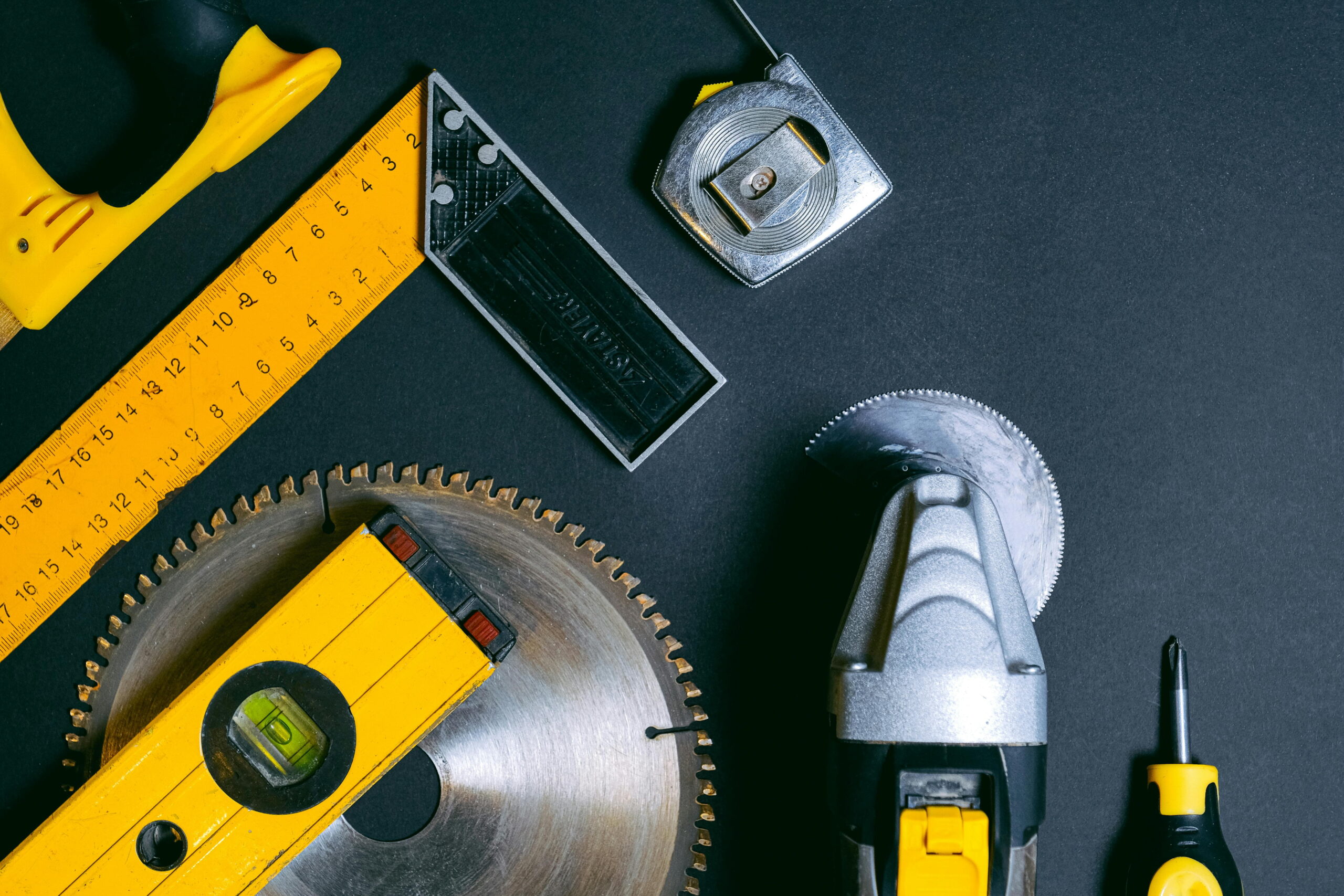 Construction tools for how to apply external wall insulation