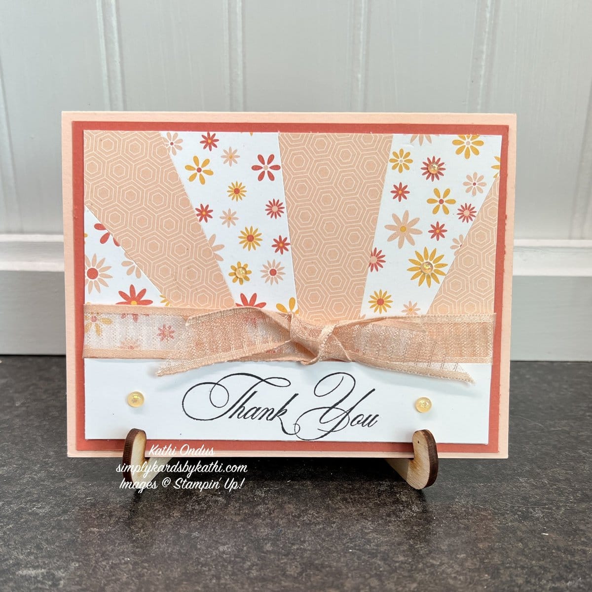 Starburst (Sunburst) Technique: A Great Way To Use Paper Scraps