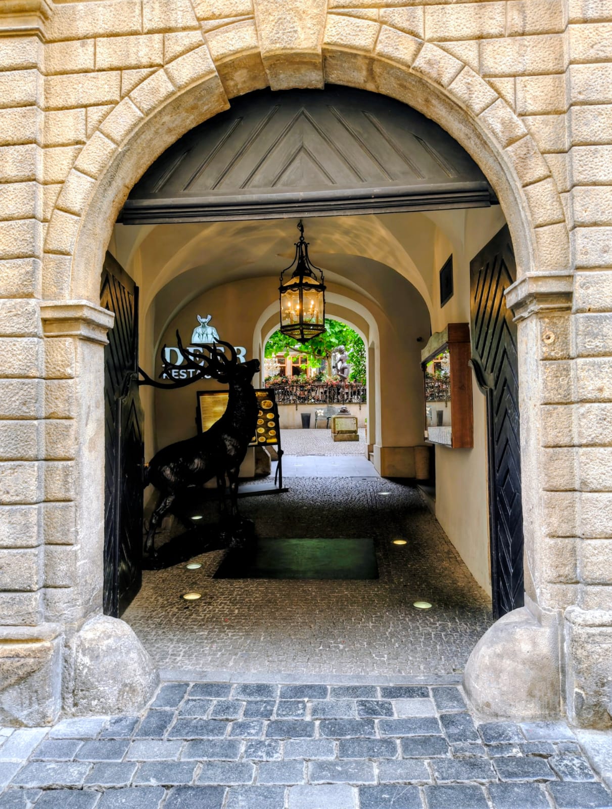 Prague viewpoints & hidden corners