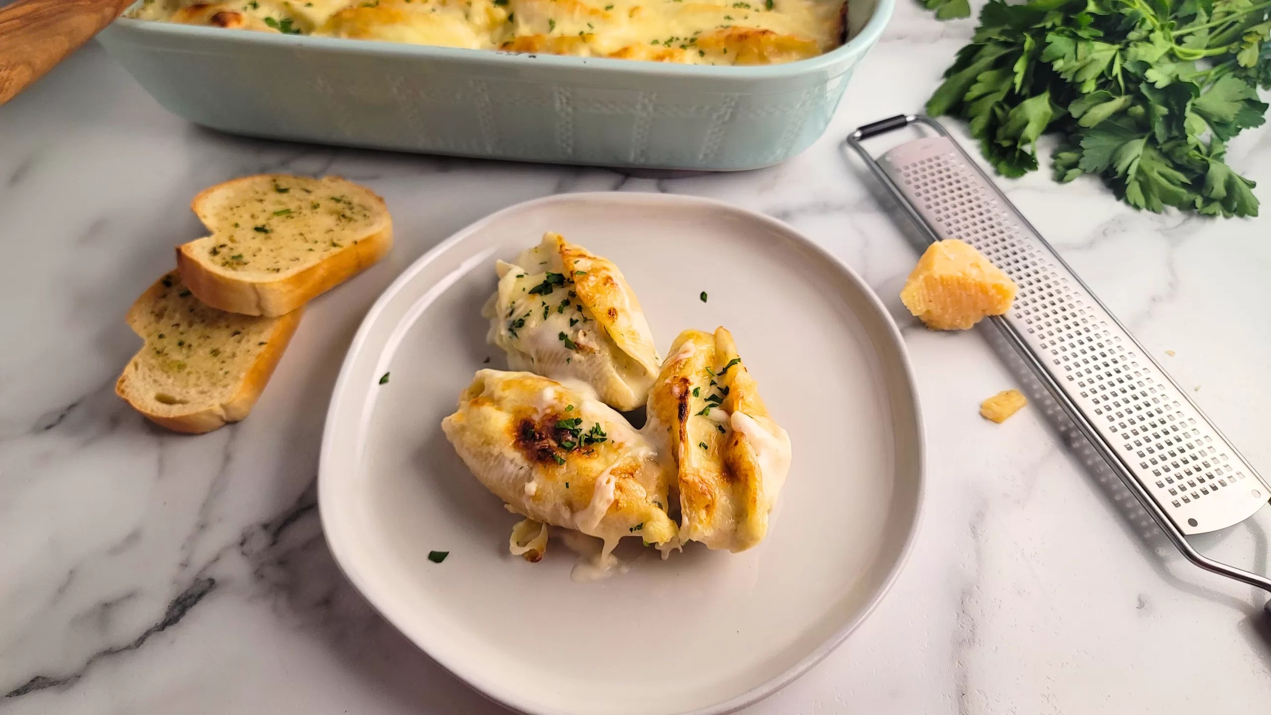 Chicken Alfredo Stuffed Shells