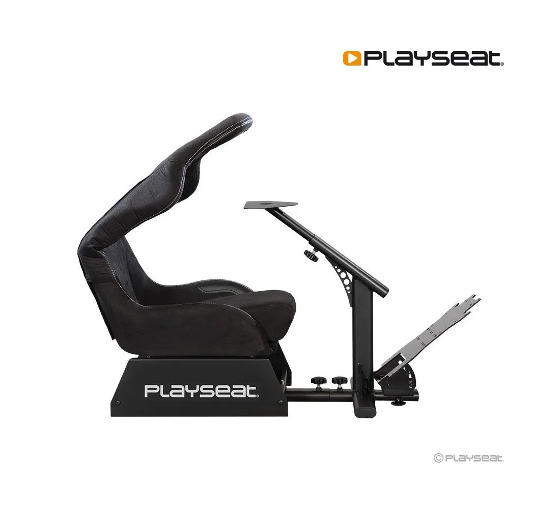 Playseat_Evolution_Alcantara_3