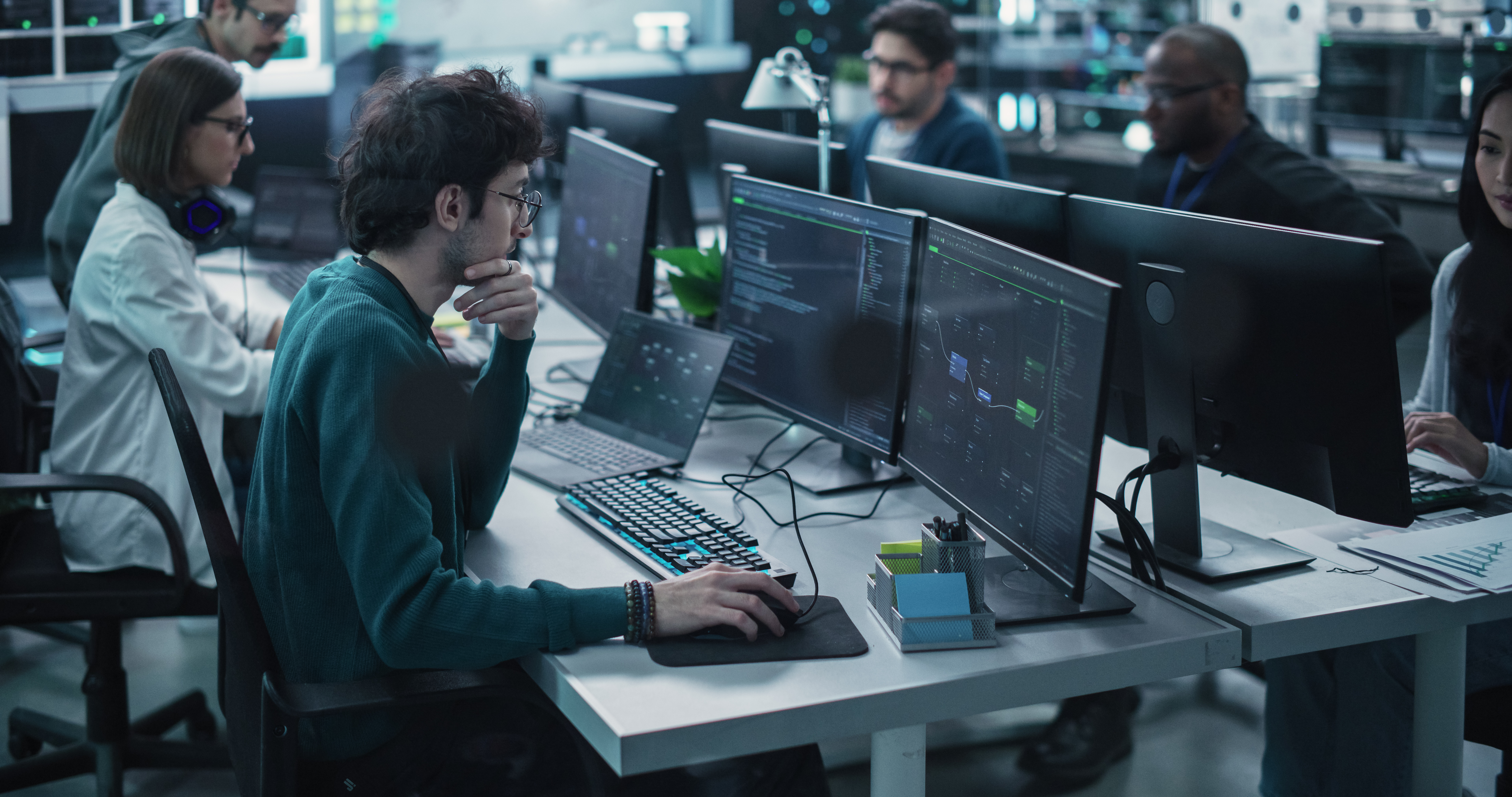 How to Use Hyper-Synthetic Data to Operationalize Teams, AI Agents, Tools, and Security Controls Together