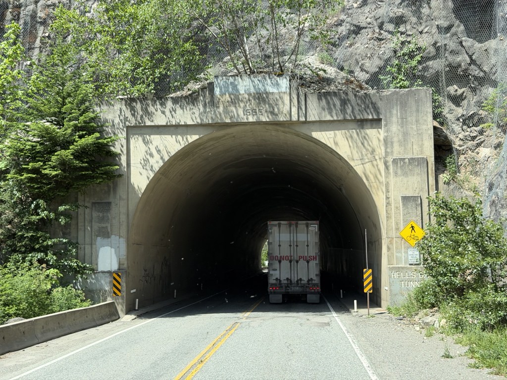 Two tunnels in quick succession Two tunnels in quick succession