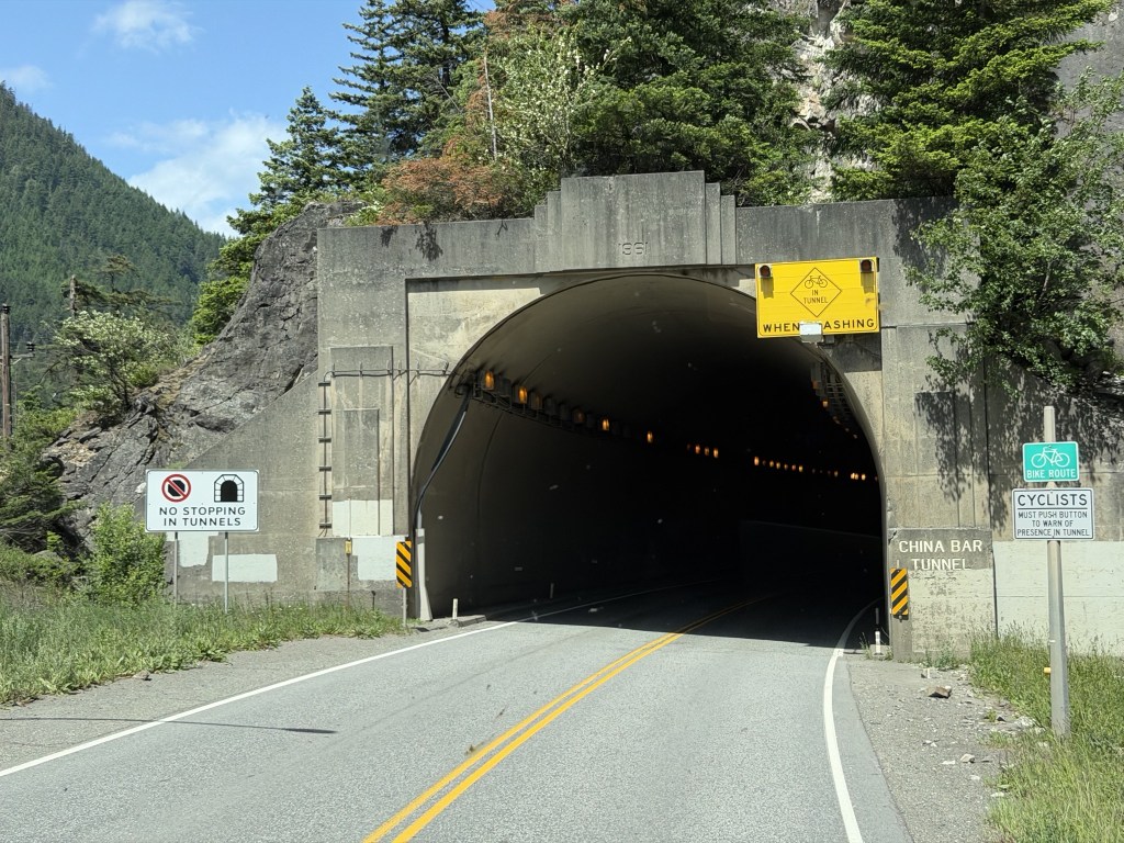 China Bar Tunnel China Bar Tunnel