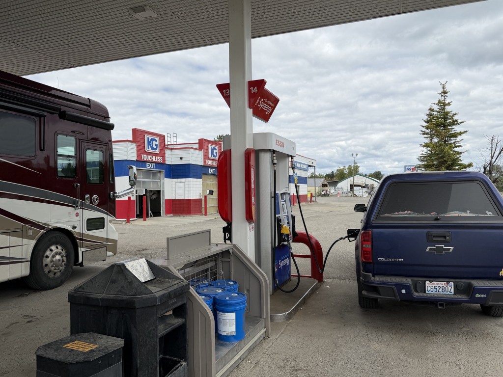 Fuel stop for coach and truck