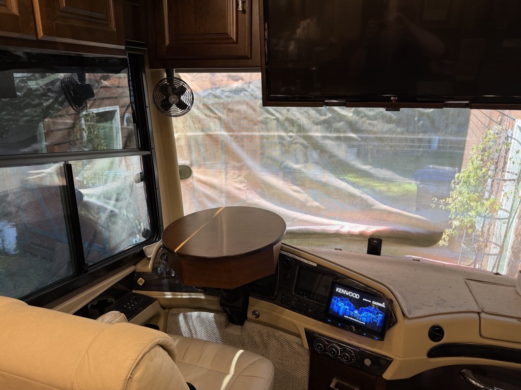 Steering wheel table and dash mat
