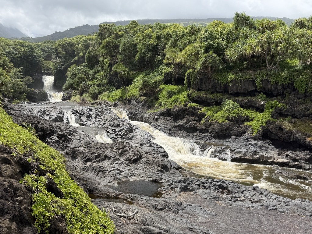 Kūloa Point Trail loop