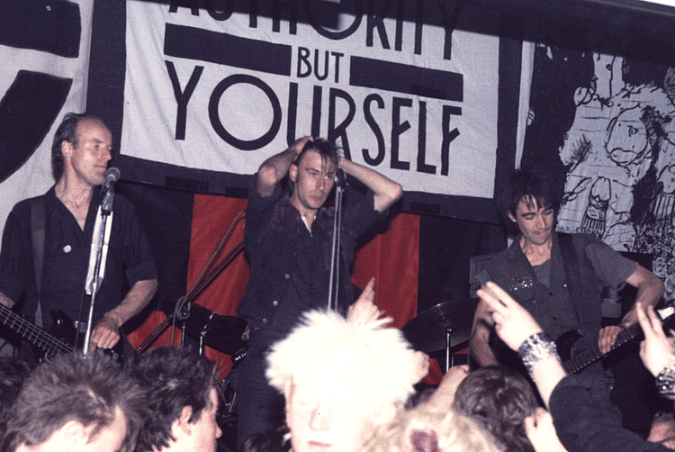 Crass en directo en Cumbria (3 de mayo de 1984)