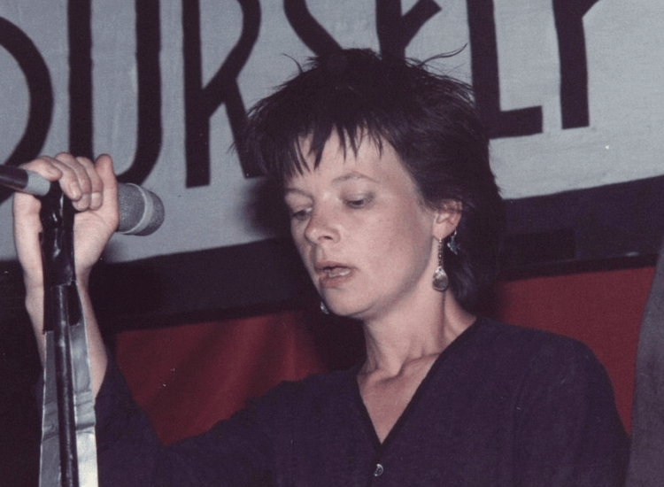 Eve Libertine (mayo de 1984)