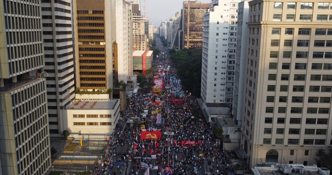 Miles marchan en Brasil para exigir juicio político contra Bolsonaro - Vimarsana News