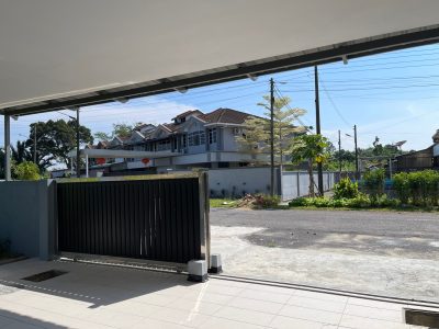 Kitang Heights two storey intermediate terrace house with sub-basement.