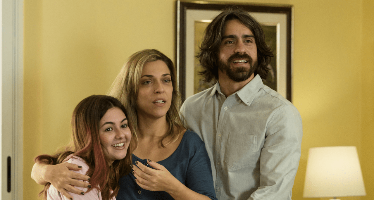 “Mal Me Quer” estreia em fevereiro na Warner Channel