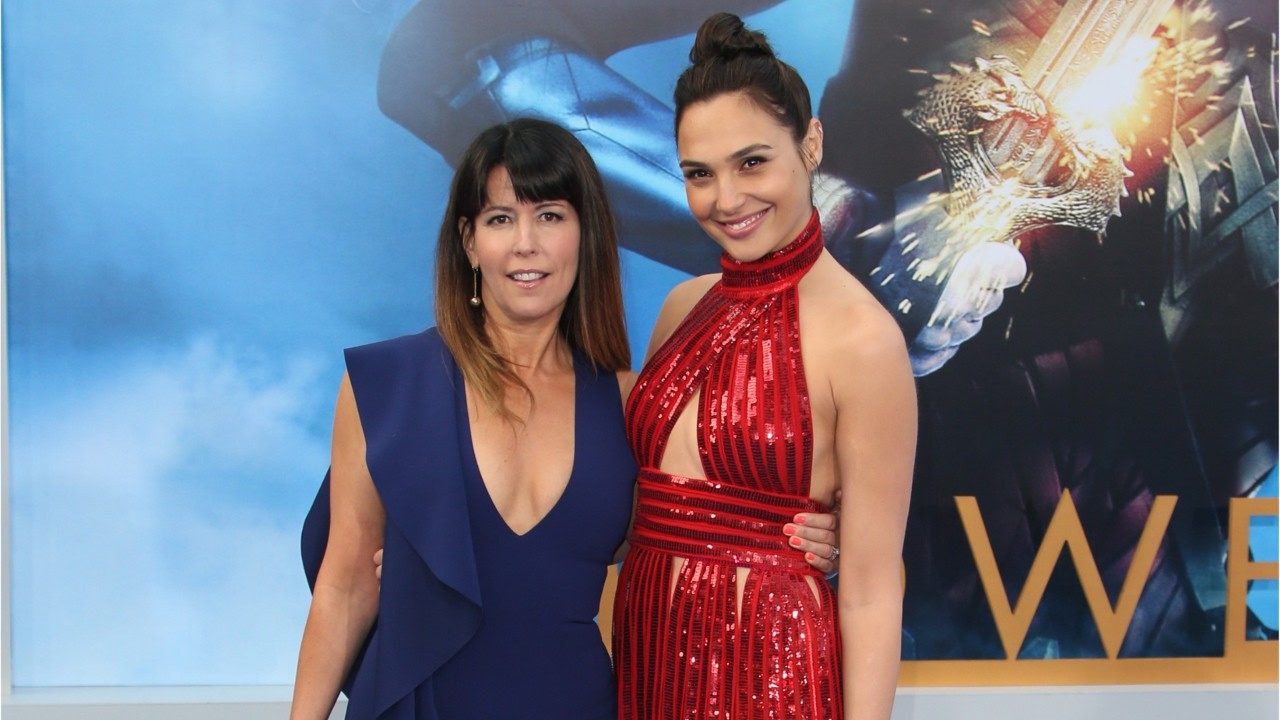 Gal Gadot e a diretora Patty Jenkins estarão na CCXP19 para um painel especial de “Mulher-Maravilha 1984”