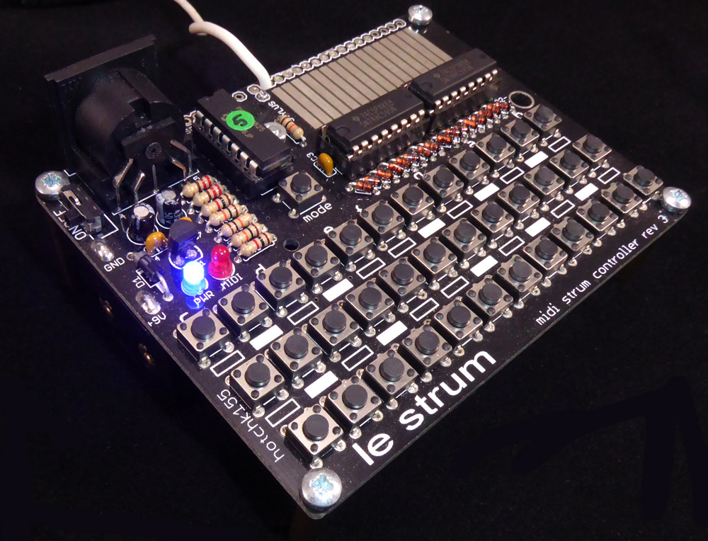 Le Strum FULL DIY KIT - Sixty Four Pixels