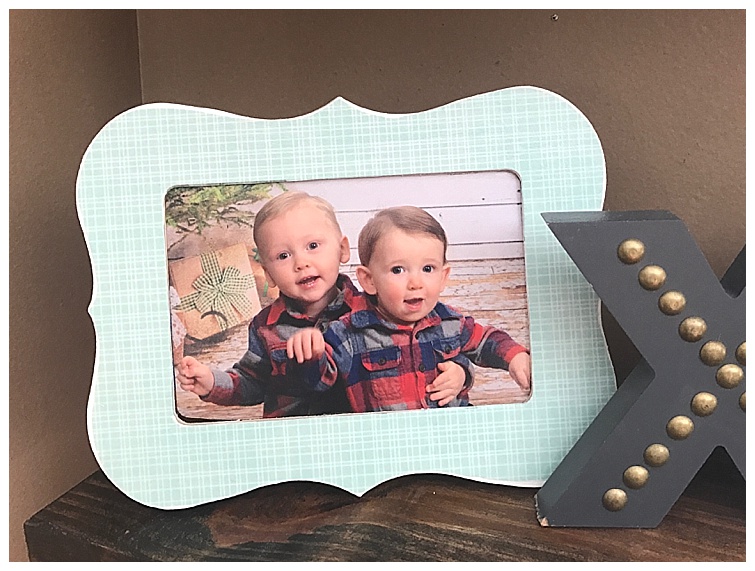 $2 DIY Custom Frame - Six Clever Sisters