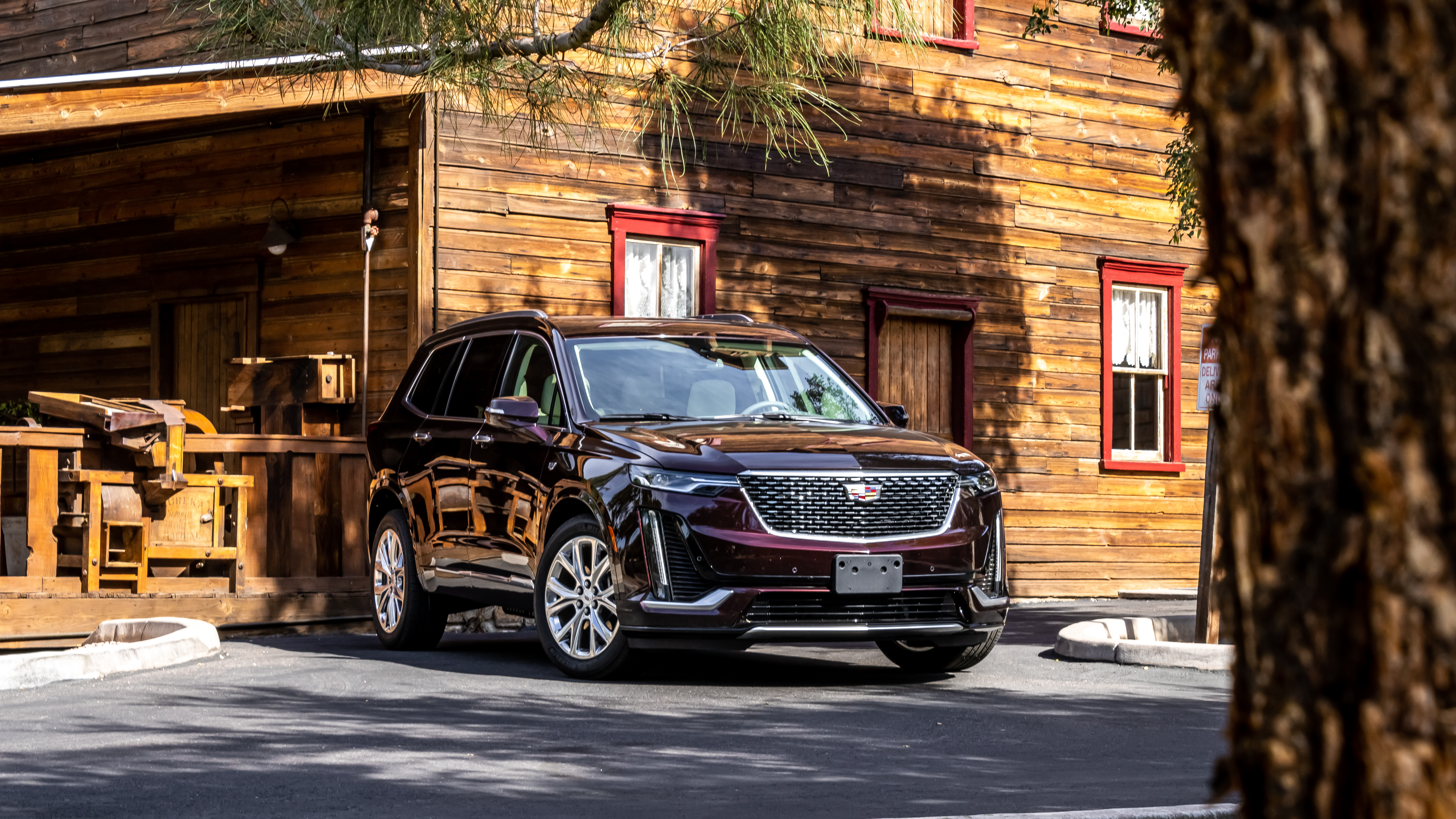SIX SPEED BLOG: FASHIONABLY LATE: 2020 CADILLAC XT6