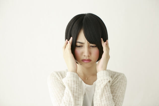 熱中症 頭痛 続く
