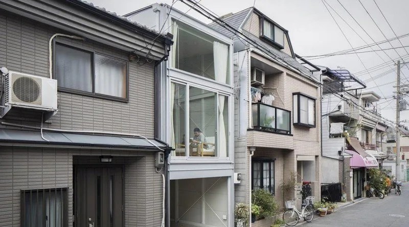 Are Japanese houses really small?
