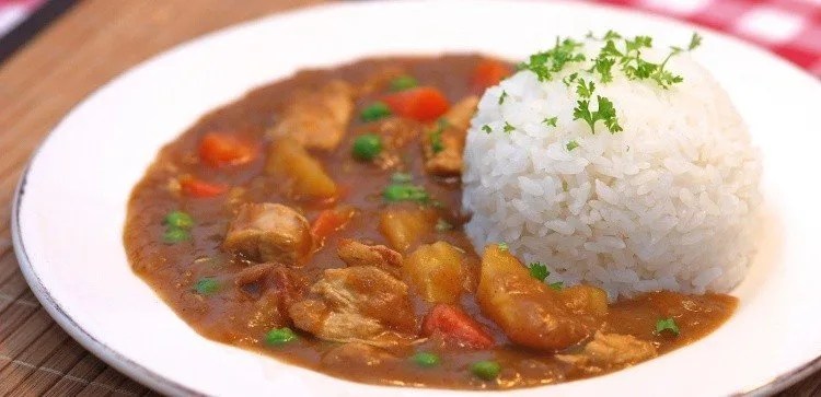 Curiosidades e receita de Kare japonês (curry)