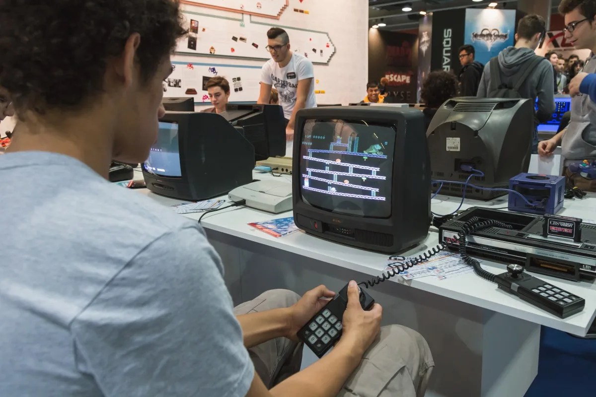Guy playing at Games Week 2014 in Milan, Italy