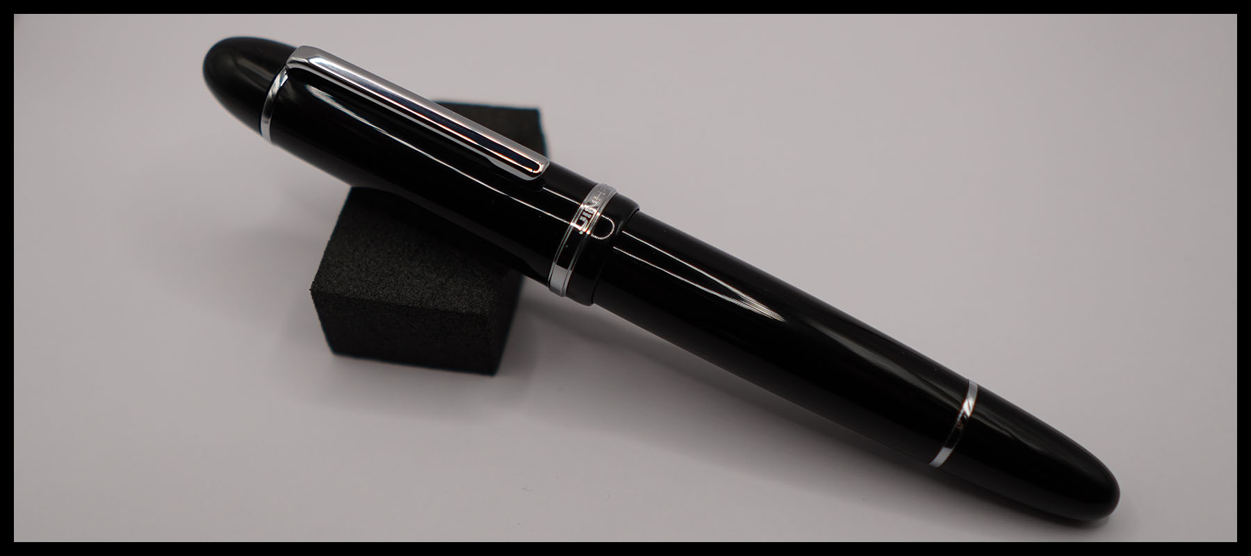 Jin-3159 Jinhao X159, F – sketchywolf – where a badlydrawn wolf continues