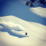 Powder_snowboarder2