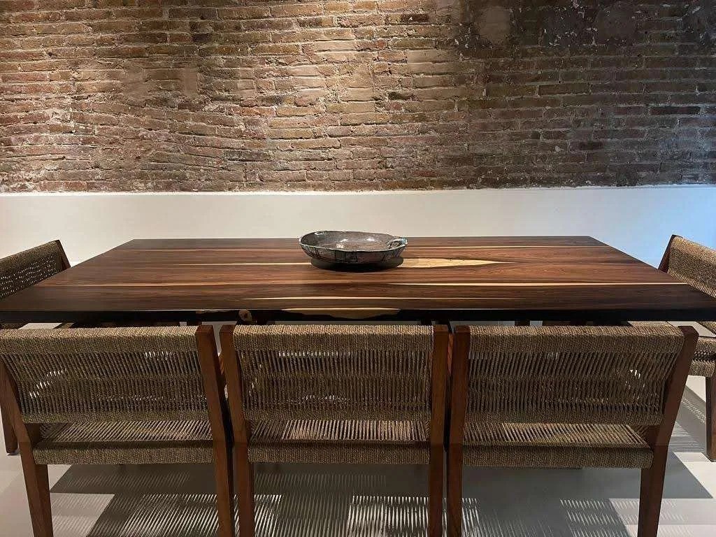 Mesa madera oscura Luis