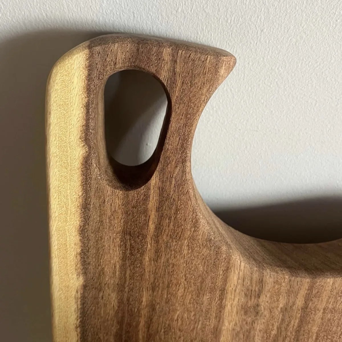 Tabla con Mango en Amberwood