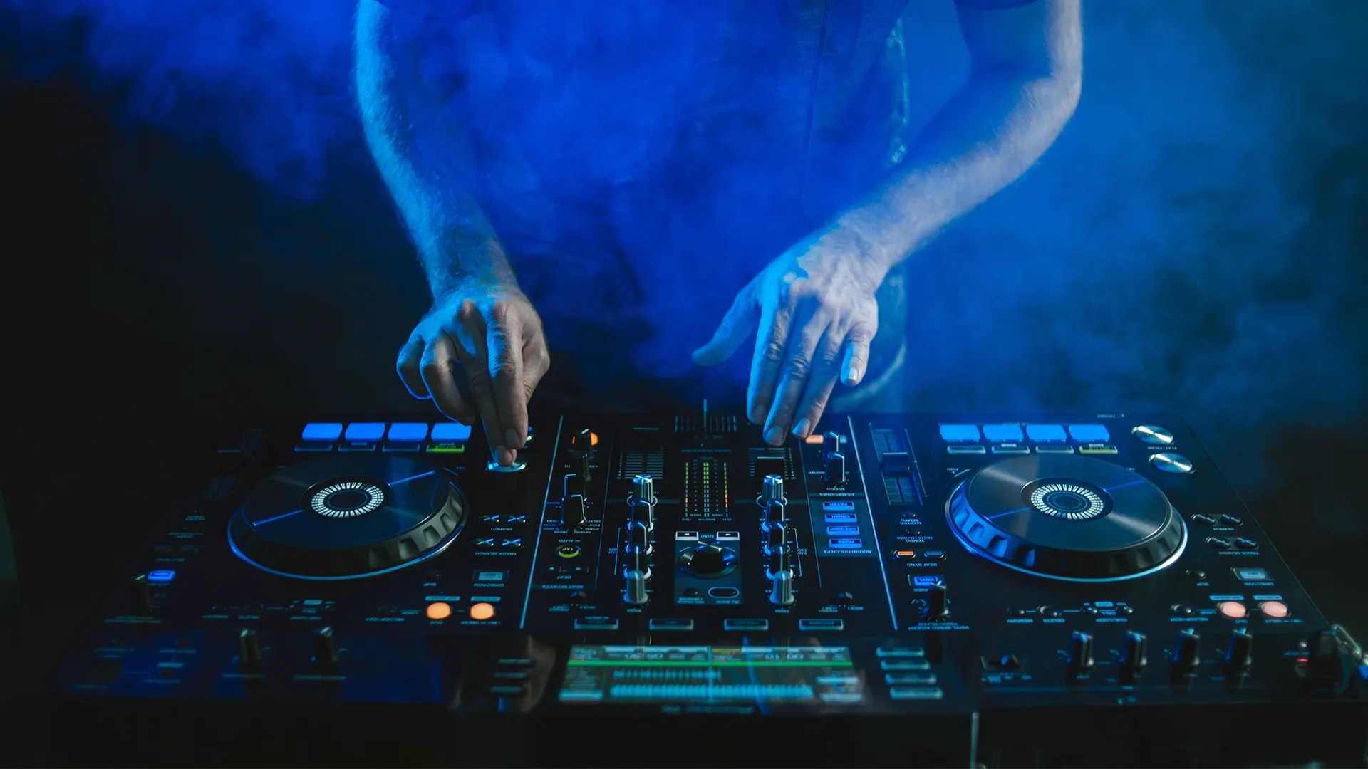 El día del DJ, mucho más que música electrónia | Skullcandy Venezuela