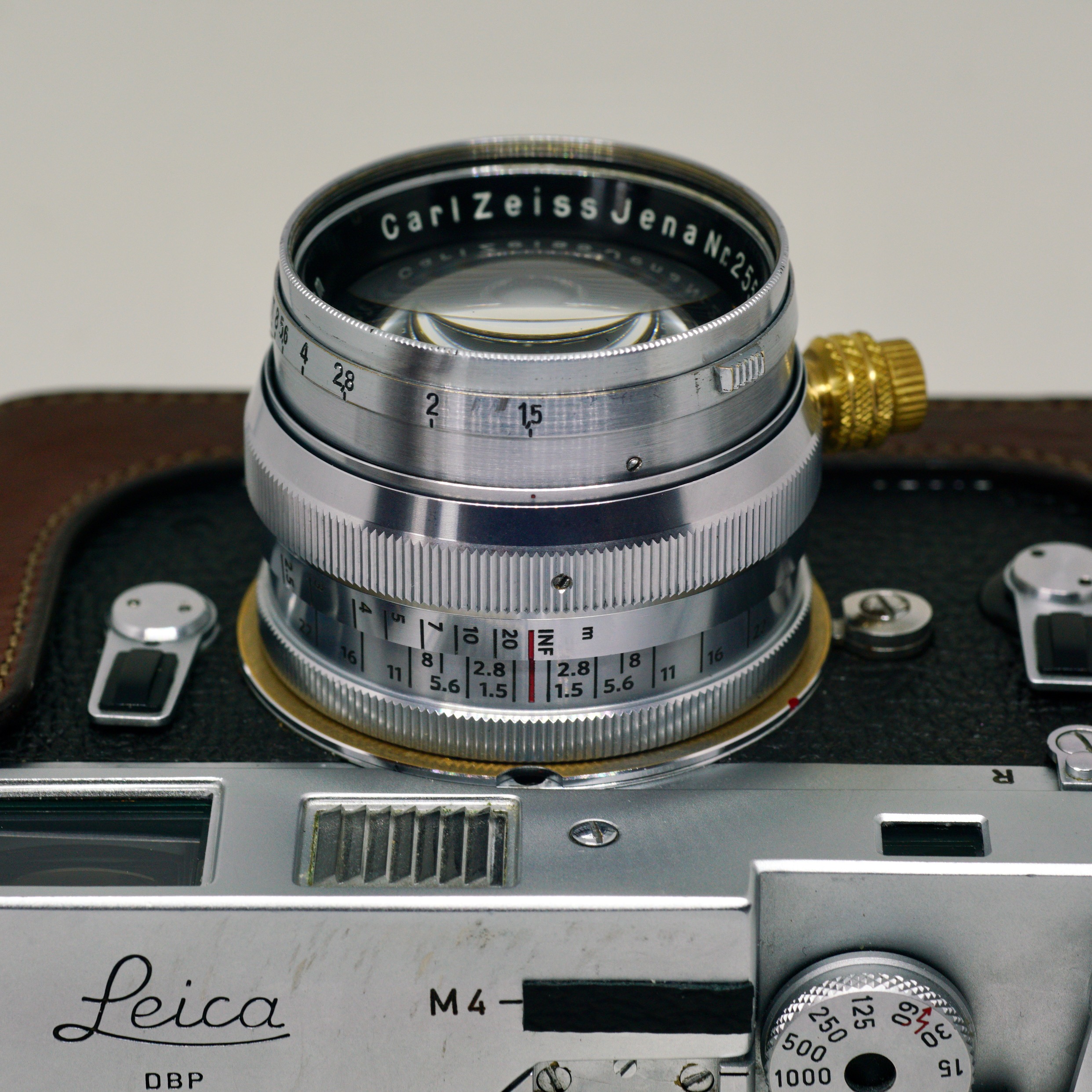 Carl Zeiss Jena 5cm f/1.5 'Un-coated' Sonnar – All Brass – Leica