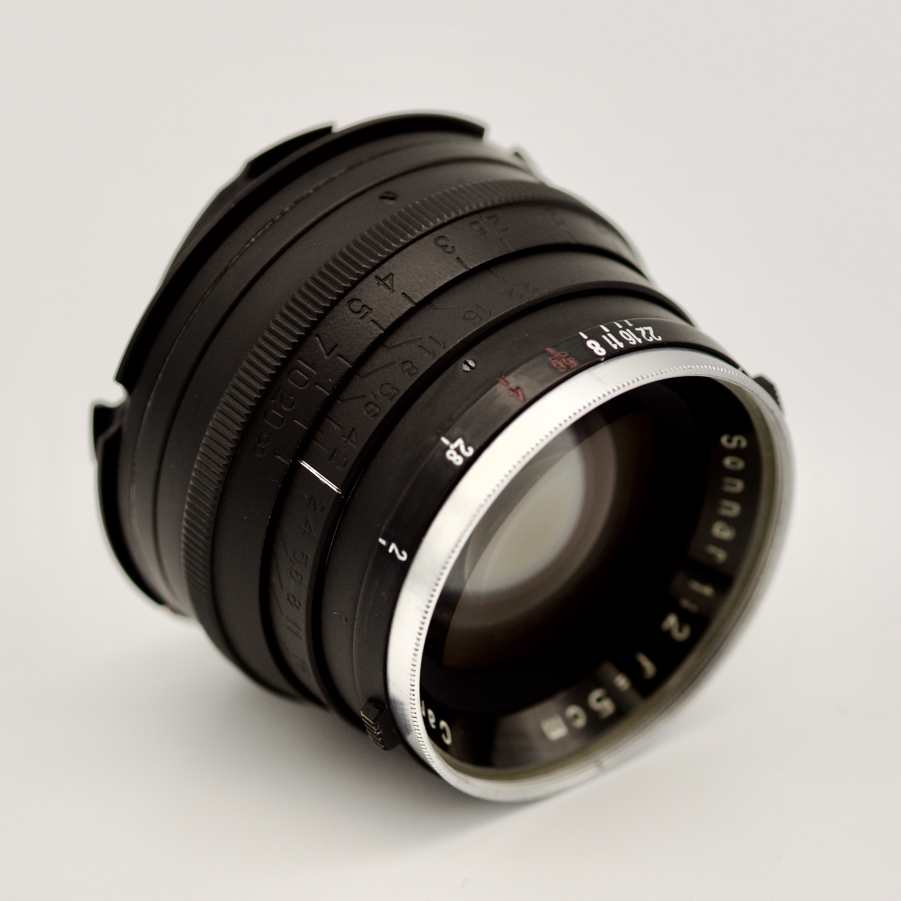 Carl Zeiss Jena 5cm f/2 Sonnar – Leica RF Black – SN: 1629496