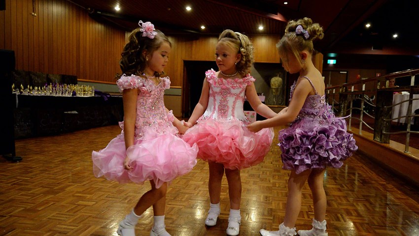 All families with children must apply for shelter at dhs' prevention assistance and temporary housing (path) intake center. Russian city bans child beauty pageants | SBS News