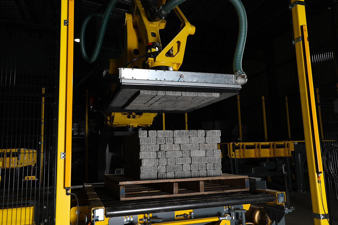 Vacuum-gripper-cube-assembling-paletizer