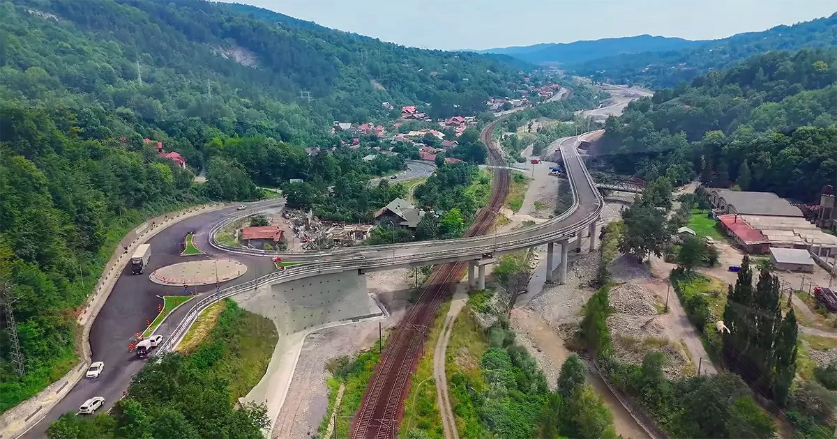 Centura Comarnic, varianta ocolitoare a orașului de pe Valea Prahovei, aproape de deschiderea circulației