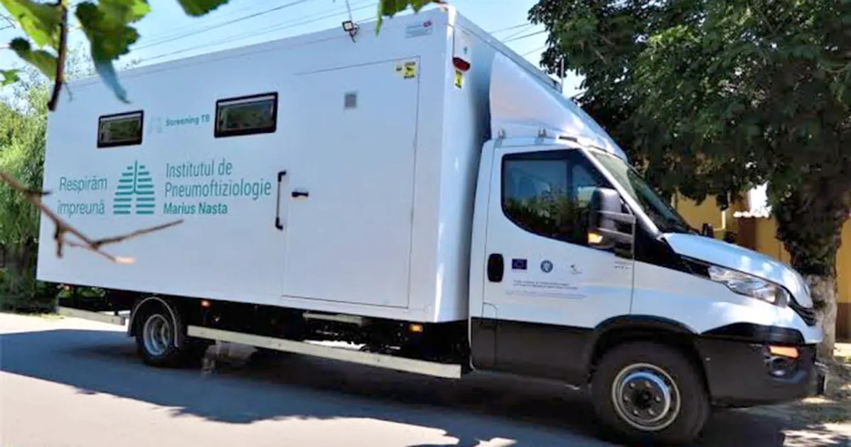 Caravana Screening TB oferă investigații pulmonare gratuite în localitățile din Olt