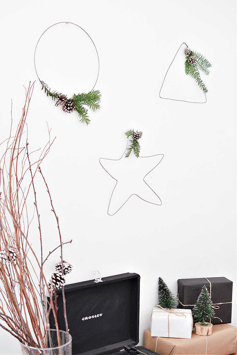 Simple diy christmas wreaths