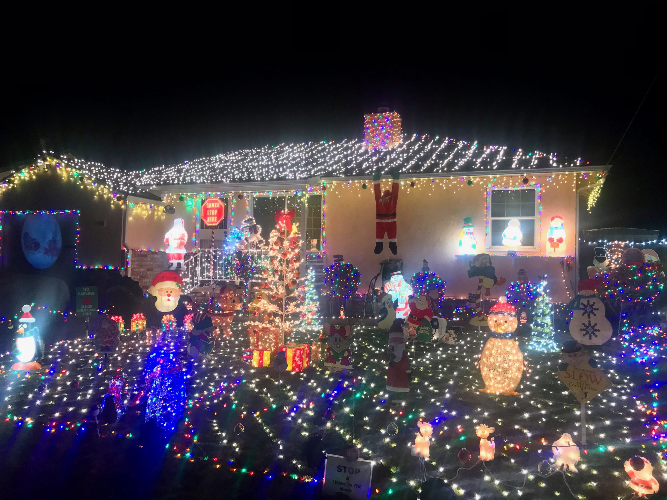 2020 christmas house decorating contest