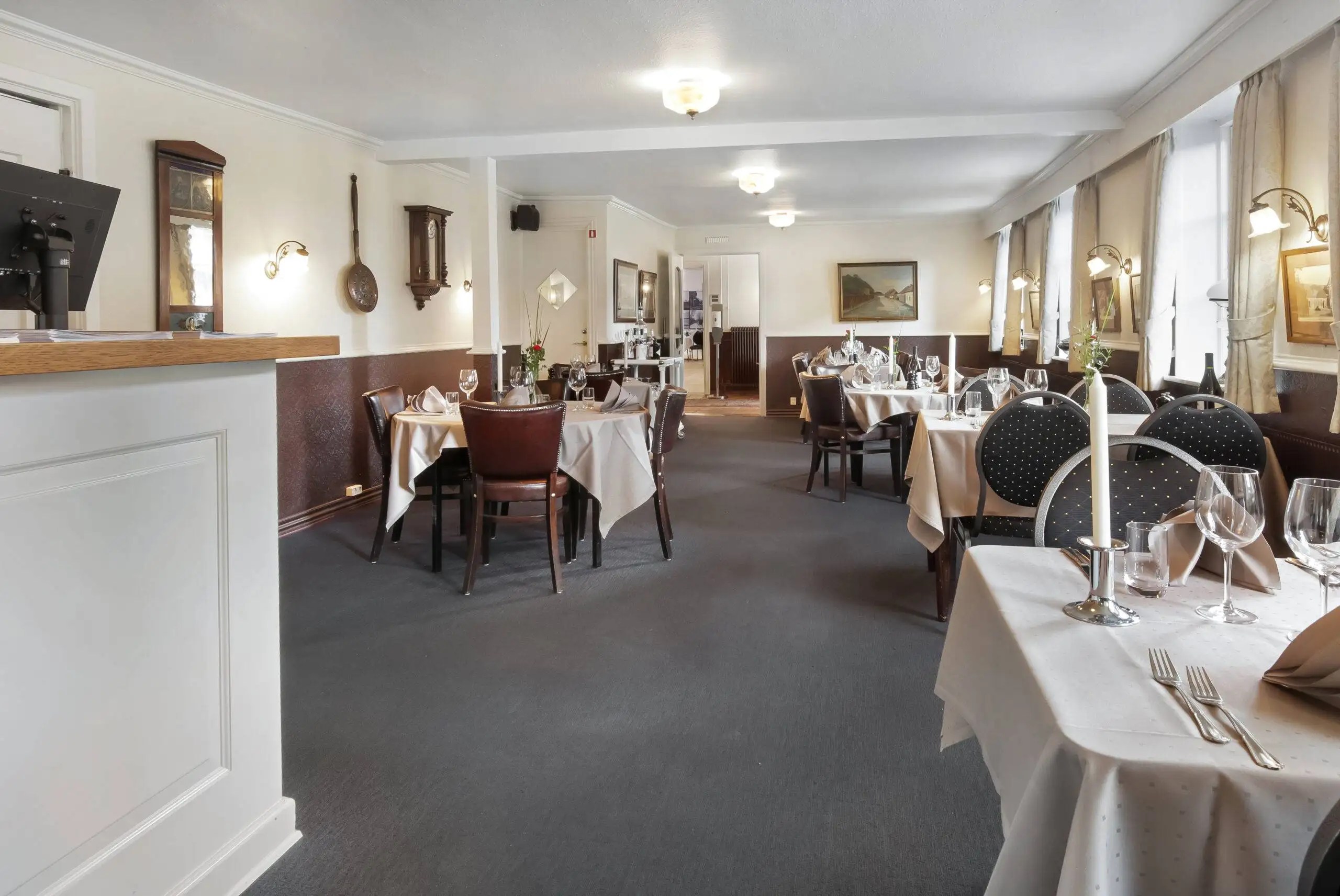 Restaurant og krostemning hos Den Gamle Kro Hornslet