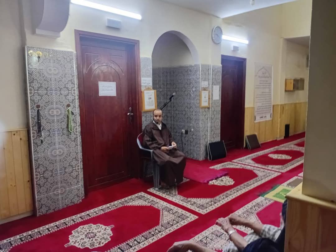 دروس وعظية موحدة بمساجد المدينة في موضوع “الحرص على الكسب الحلال”