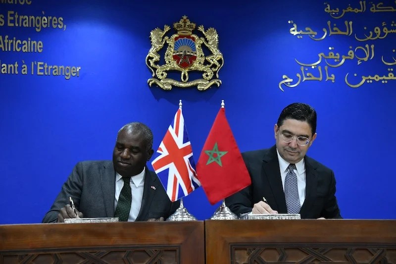 بريطانيا تدعم الحكم الذاتي وتؤكد أن سنة 2025 فرصة حقيقية لحل نزاع الصحراء..!