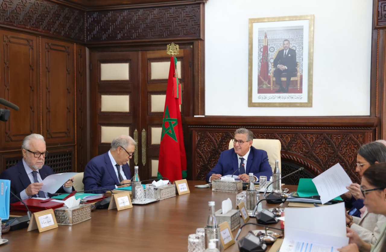 الحكومة تصادق على مراسيم لتنفيذ إقرار الـ31 أكتوبر عيدا للوحدة بالمغرب