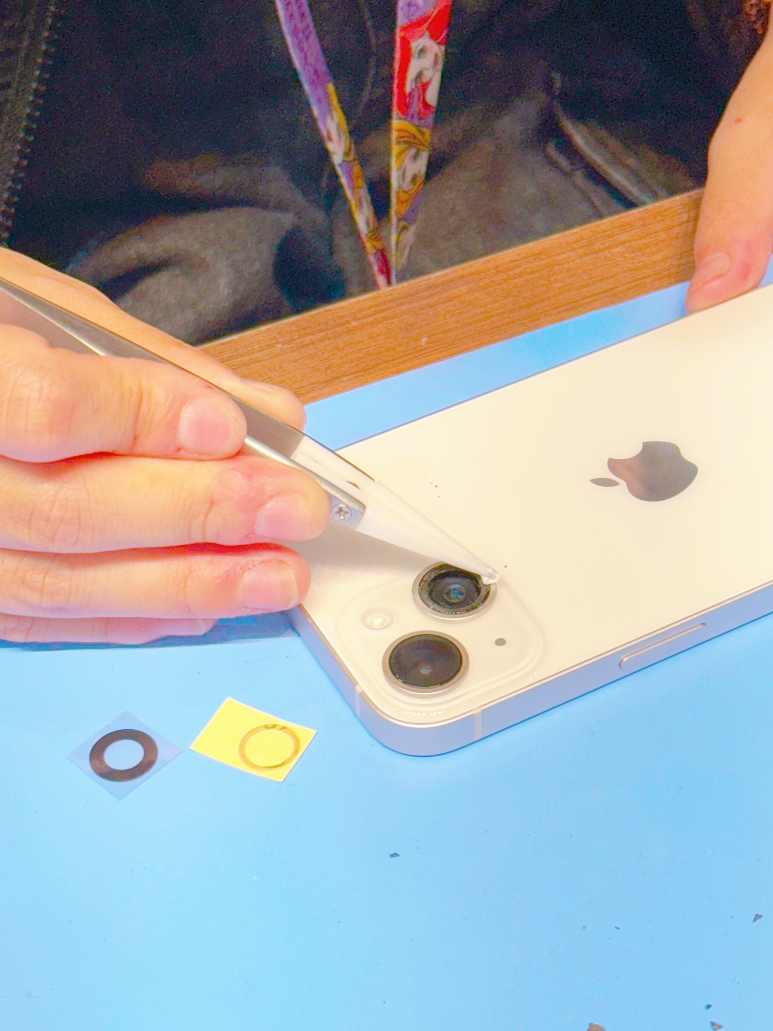赤池店】iPhone14の広角レンズ割れ修理【名古屋市天白区からご来店