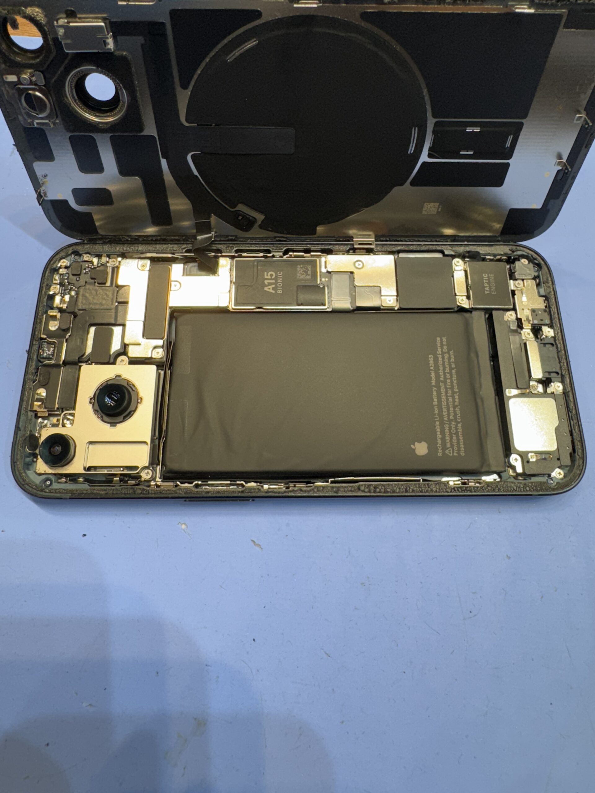 【赤池店】iPhone14のバッテリー交換【名古屋市天白区からご来店】