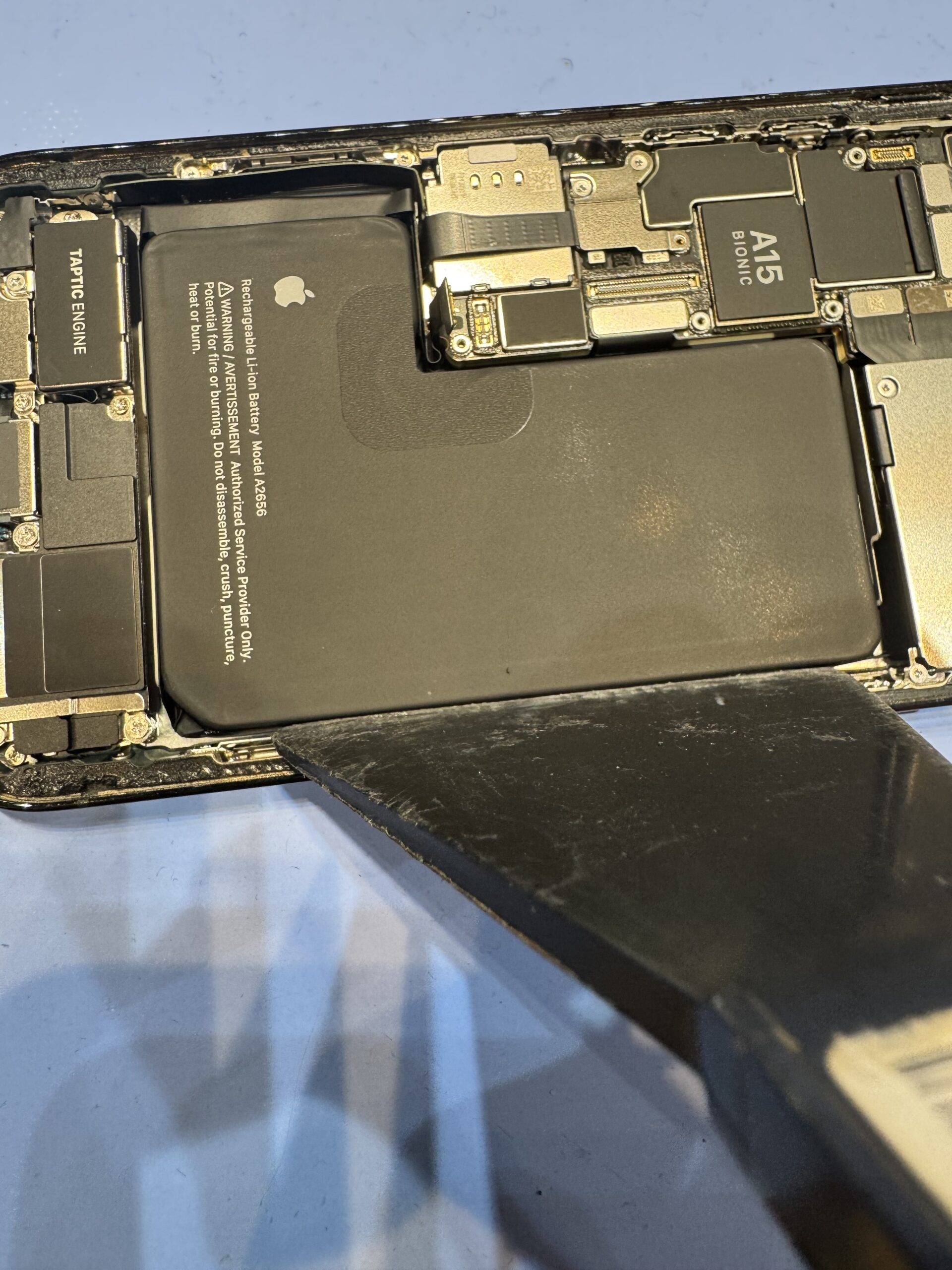 【赤池店】iPhone12のバッテリー交換【日進市からご来店】