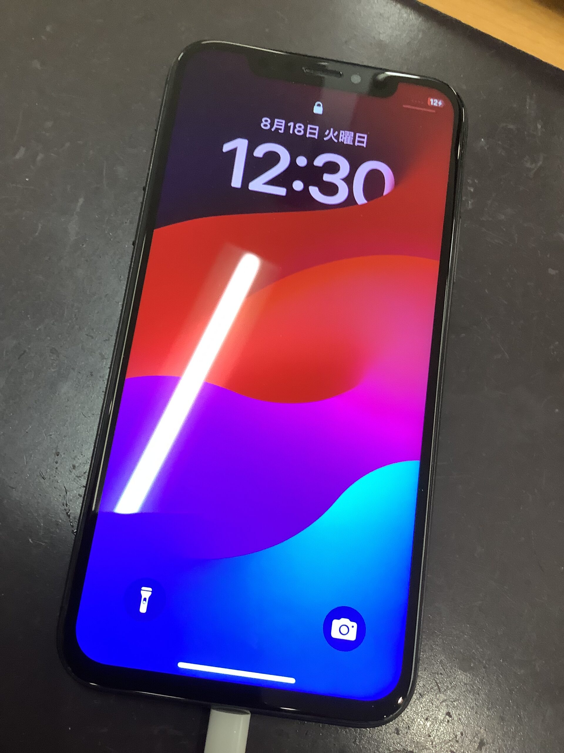 iPhoneXS】画面が完全に取れてしまった端末を即日修理！ | iPhone修理