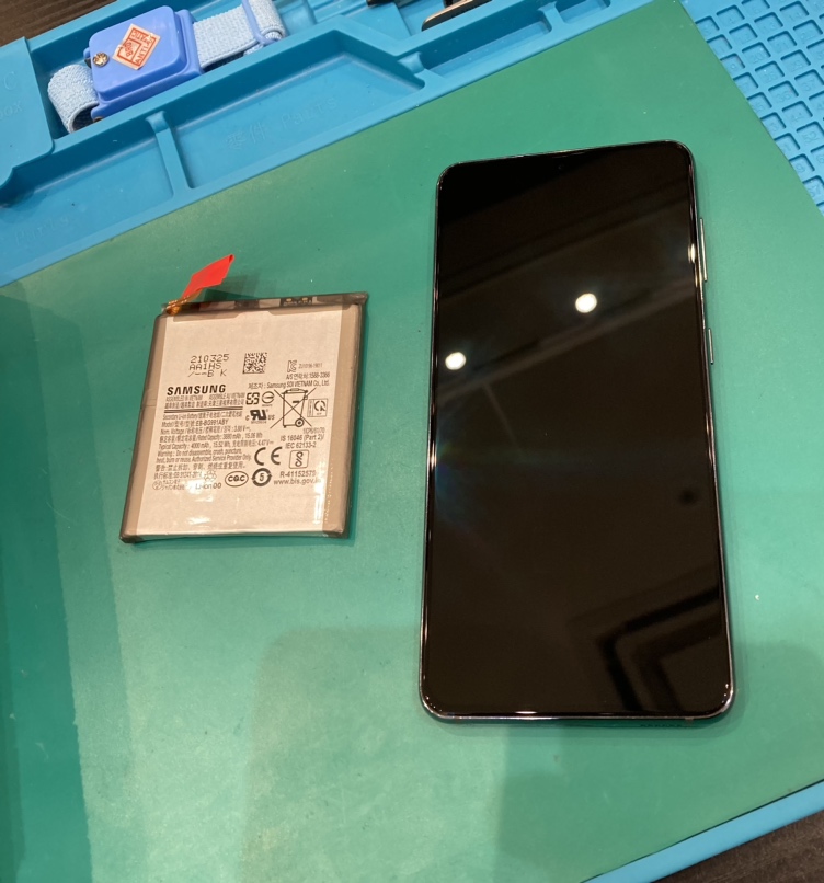 GalaxyS２１バッテリー交換【福津市より】
